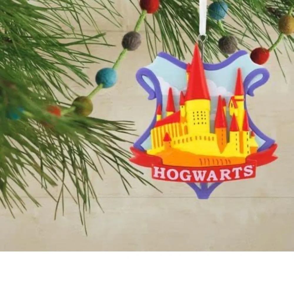 NIB Hallmark Harry Potter Hogwarts Castle Christmas Ornament - Picture 5 of 6